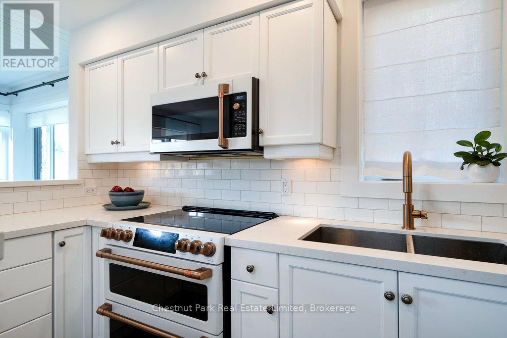 627 Johnston Park Avenue, Collingwood, Ontario  L9Y 5C7 - Photo 13 - S10895847