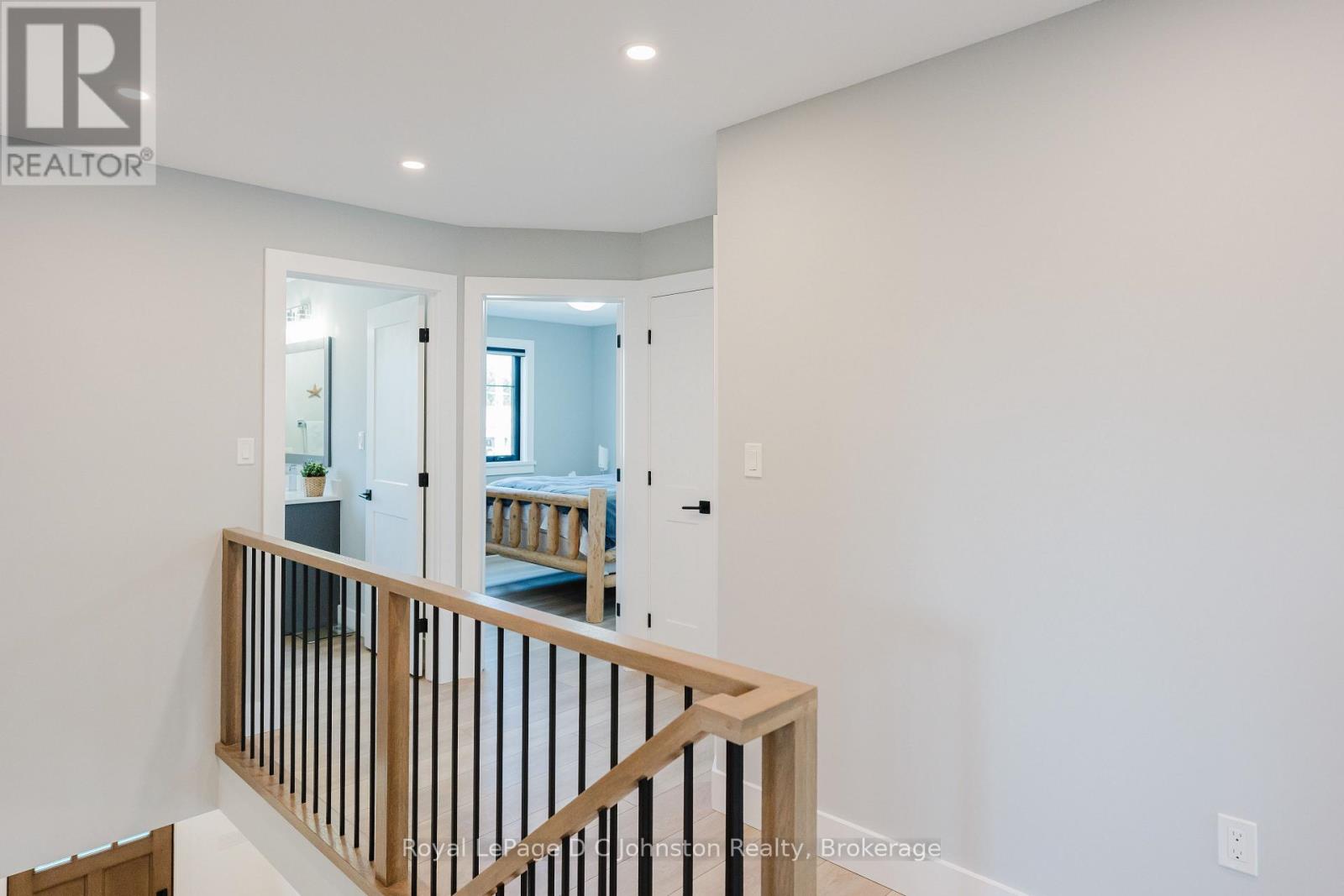 266 Mcnabb Street, Saugeen Shores, Ontario  N0H 2L0 - Photo 20 - X11901263