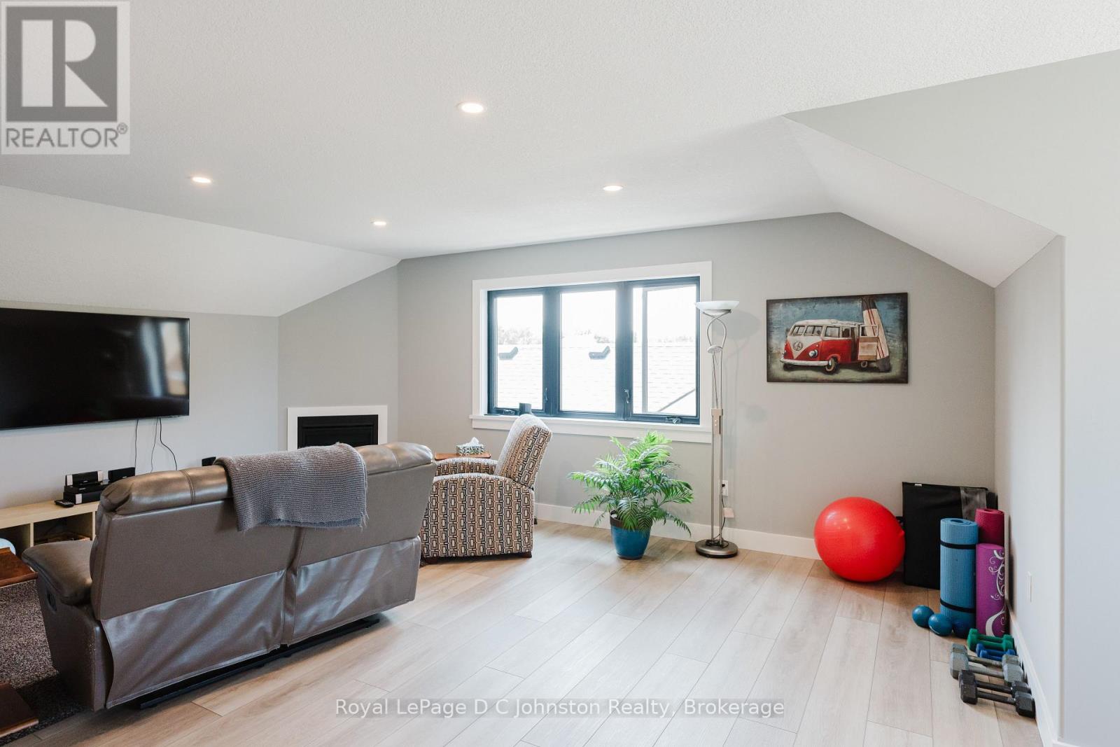 266 Mcnabb Street, Saugeen Shores, Ontario  N0H 2L0 - Photo 27 - X11901263