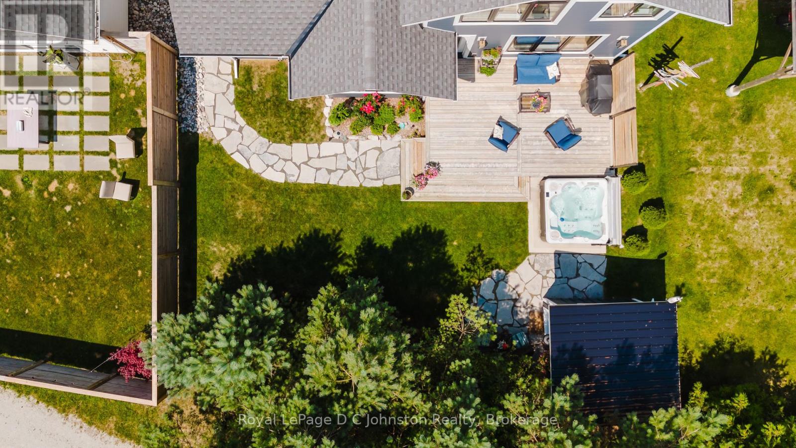 266 Mcnabb Street, Saugeen Shores, Ontario  N0H 2L0 - Photo 5 - X11901263