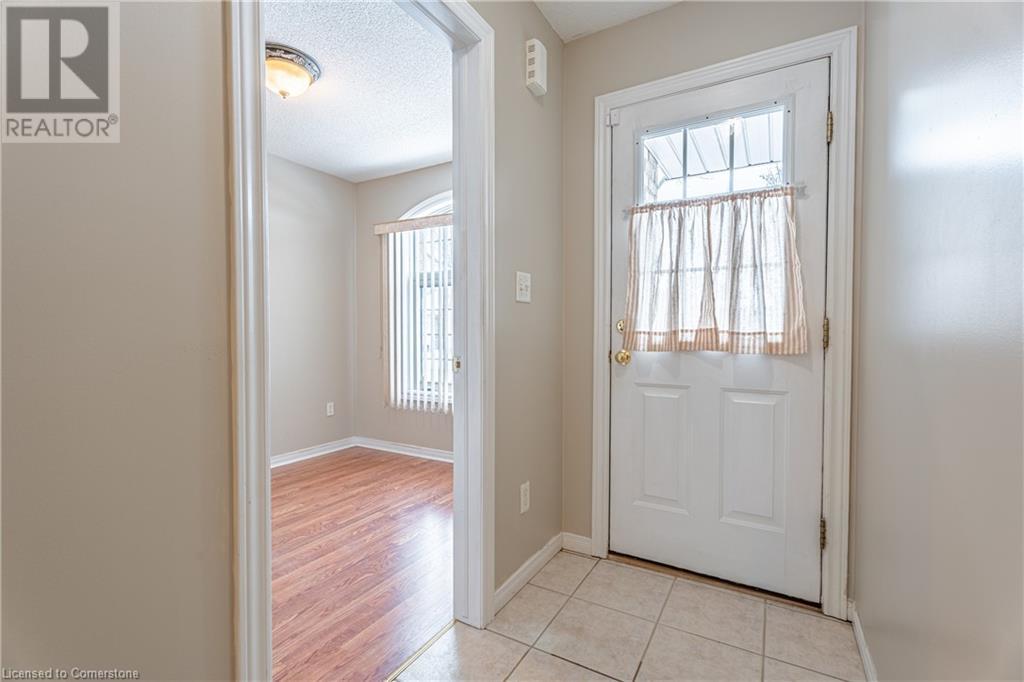 751 Rymal Road W Unit# 18Hamilton, Ontario  L9B 2Y3 - Photo 4 - 40686492