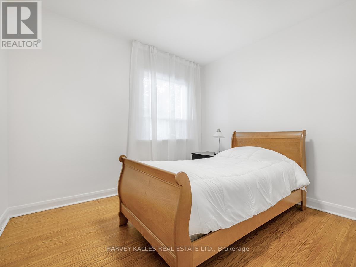 63 Marlee Avenue, Toronto, Ontario  M6E 3B1 - Photo 11 - W9308899