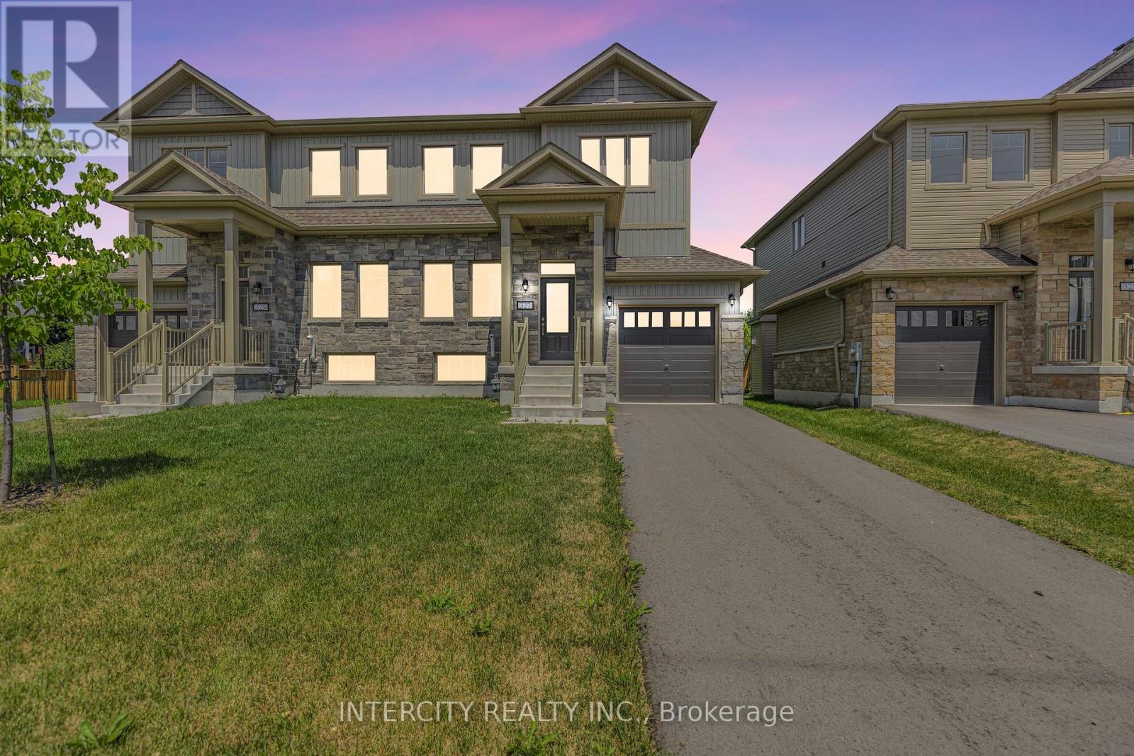 Property at 327 QUEBEC STREET image 1
