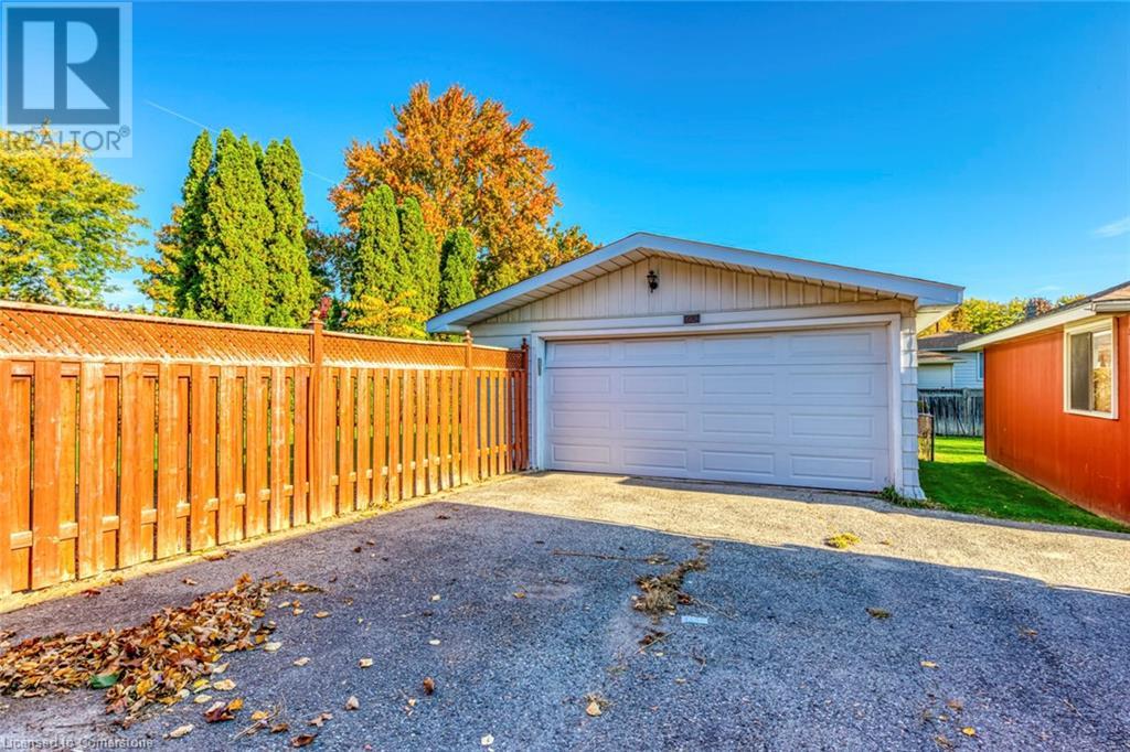 615 Cumberland AvenueBurlington, Ontario  L7N 2X4 - Photo 5 - 40686490