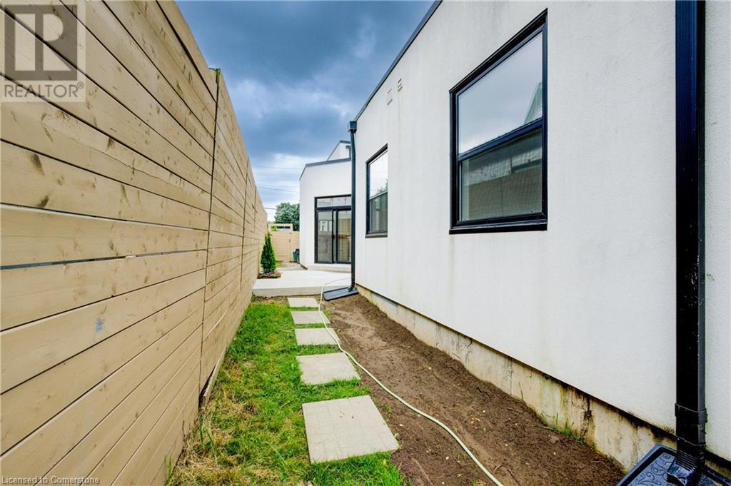 149 Woolwich Street, Waterloo, Ontario  N2K 1S5 - Photo 47 - 40647523