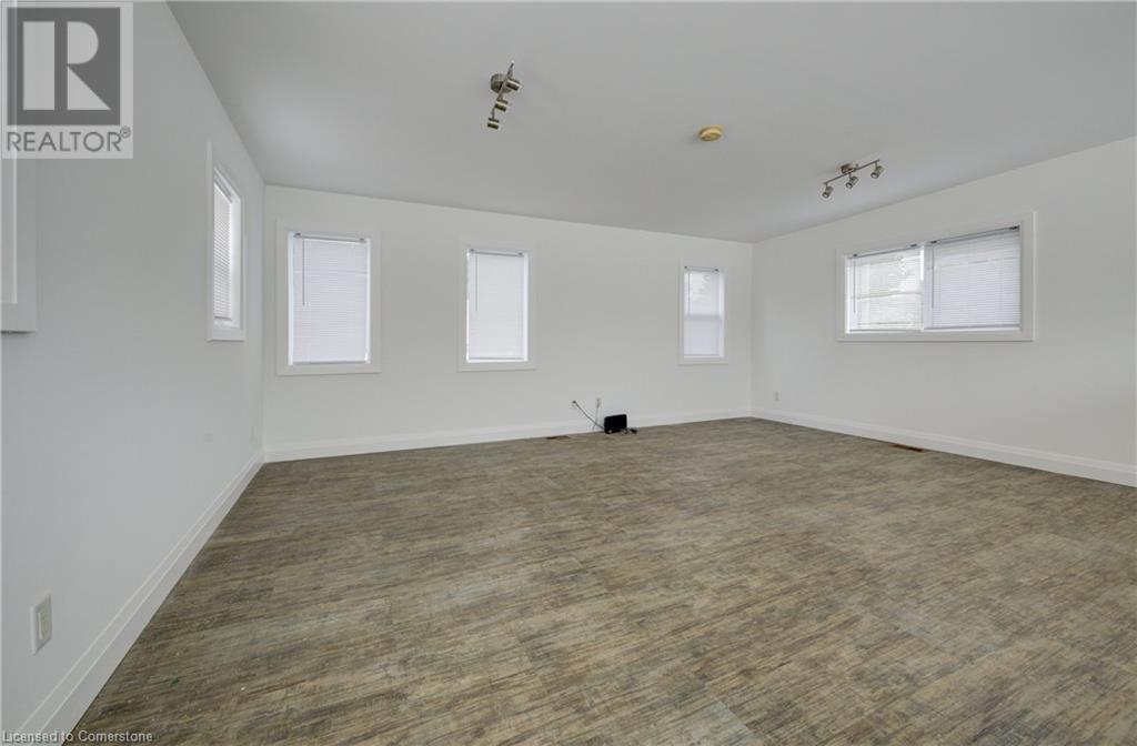 149 Woolwich Street, Waterloo, Ontario  N2K 1S5 - Photo 39 - 40647523