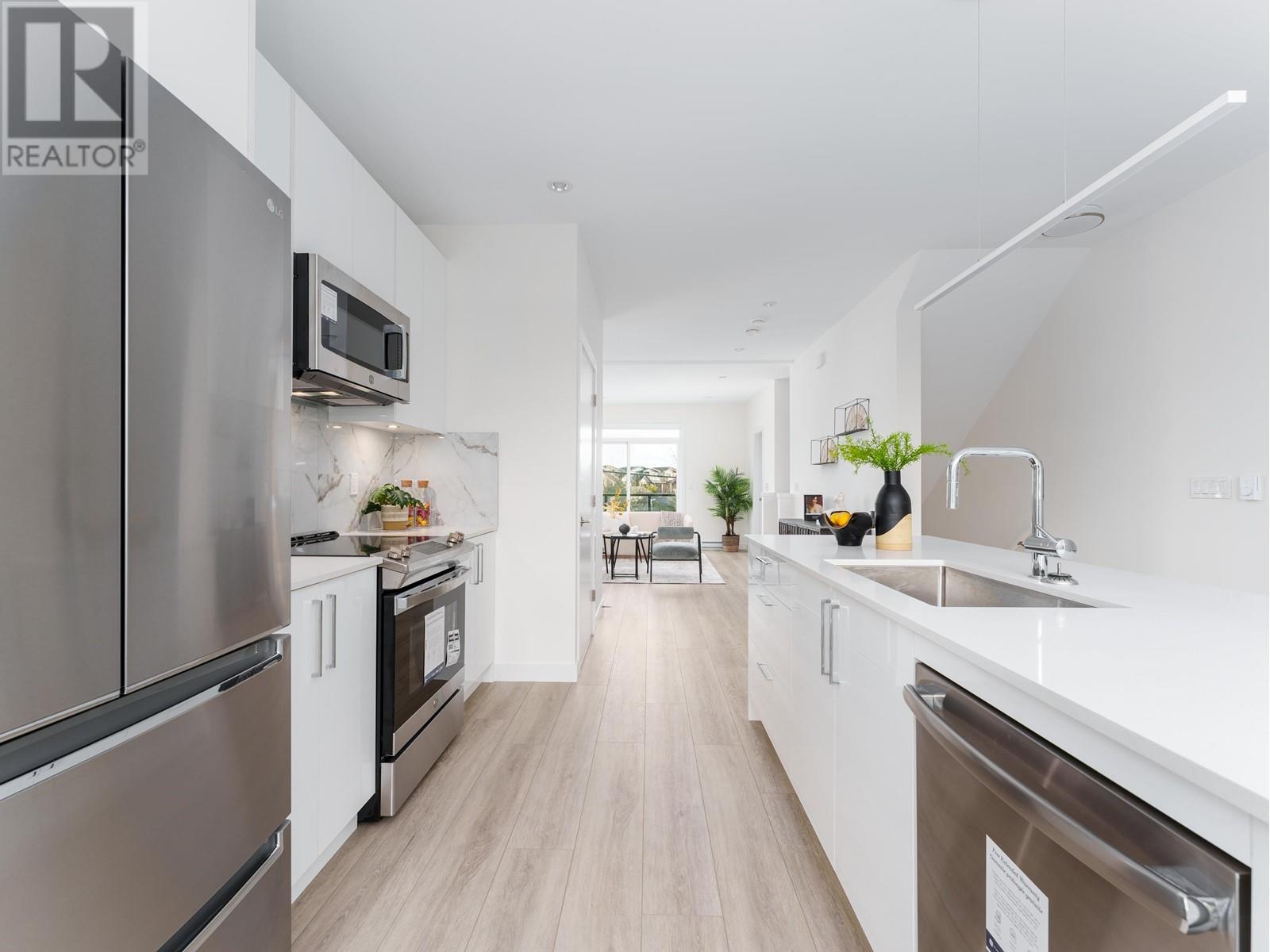 Property at 21 4337 BOUNDARY ROAD image 3