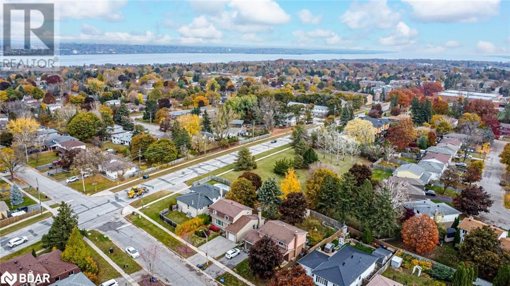 31 Little Avenue, Barrie, Ontario  L4N 2Z4 - Photo 2 - 40676837