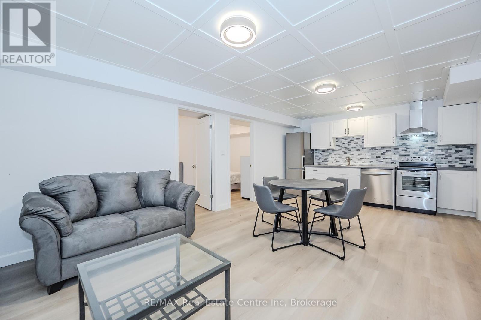 39 Lovett Lane, Guelph, Ontario  N1G 0H1 - Photo 3 - X11901401