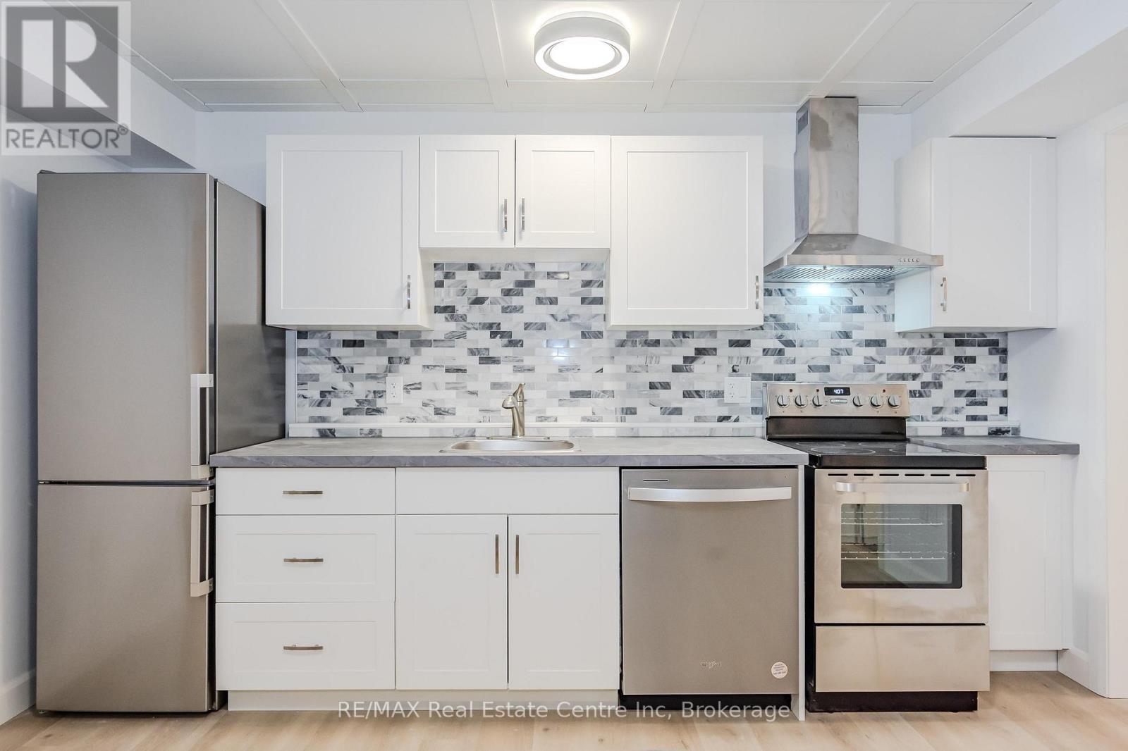 39 Lovett Lane, Guelph, Ontario  N1G 0H1 - Photo 8 - X11901401