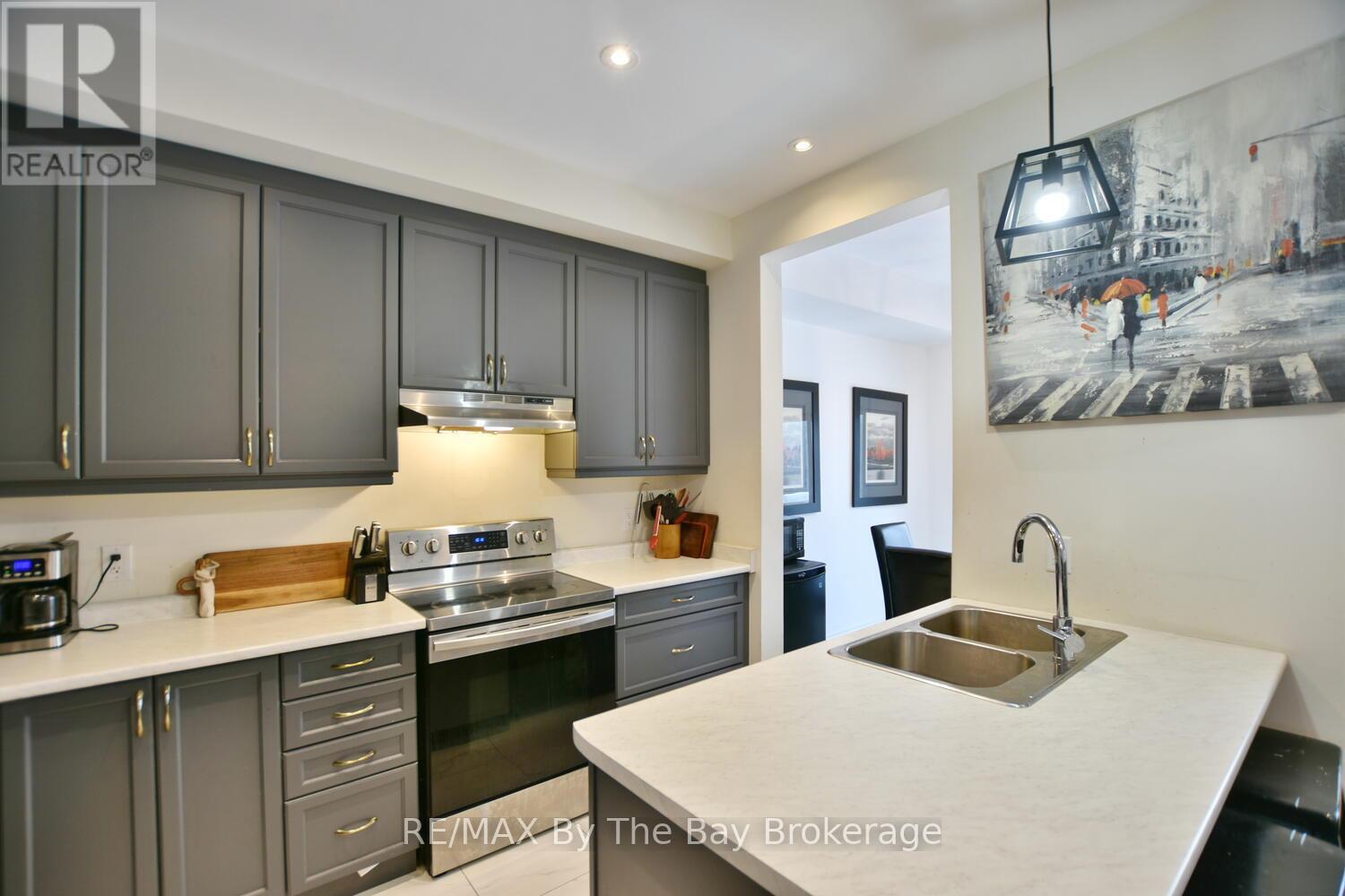 263 Atkinson Street, Clearview, Ontario  L0M 1S0 - Photo 12 - S11901417