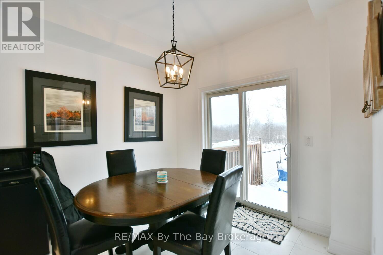 263 Atkinson Street, Clearview, Ontario  L0M 1S0 - Photo 13 - S11901417