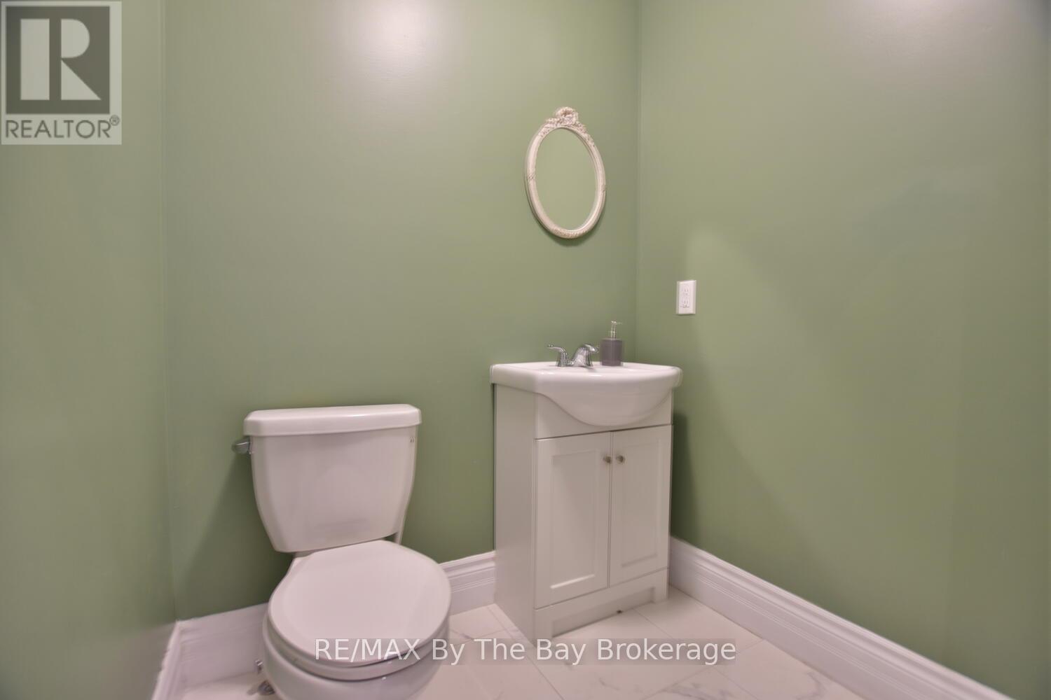 263 Atkinson Street, Clearview, Ontario  L0M 1S0 - Photo 15 - S11901417