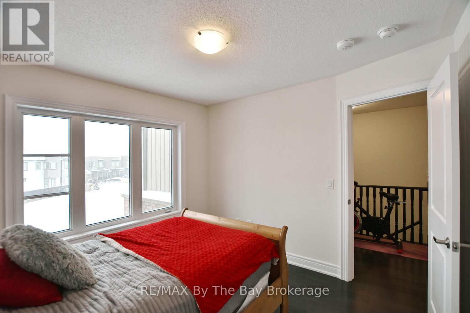 263 Atkinson Street, Clearview, Ontario  L0M 1S0 - Photo 20 - S11901417