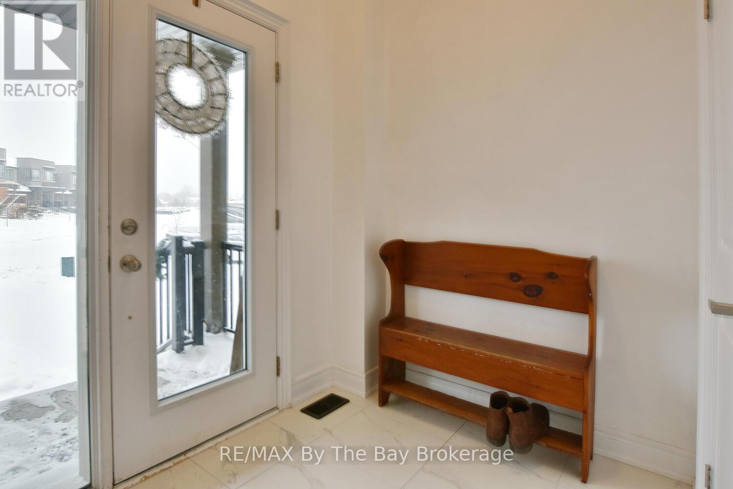 263 Atkinson Street, Clearview, Ontario  L0M 1S0 - Photo 4 - S11901417