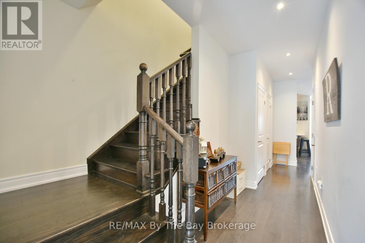 263 Atkinson Street, Clearview, Ontario  L0M 1S0 - Photo 6 - S11901417