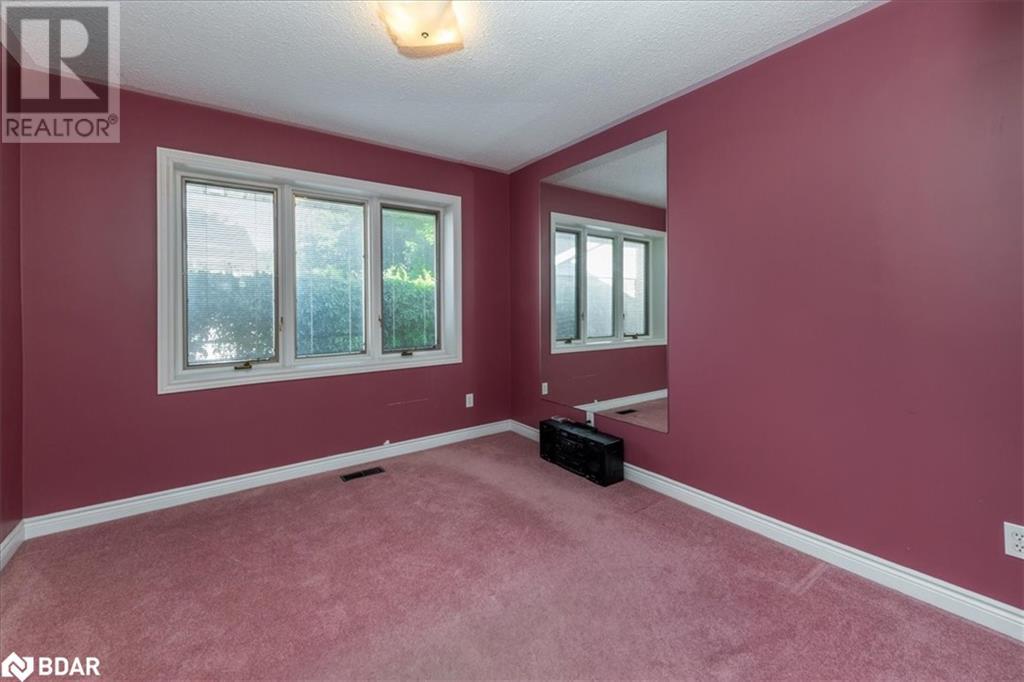 16 Tower Crescent, Barrie, Ontario  L4N 2V2 - Photo 18 - 40681857