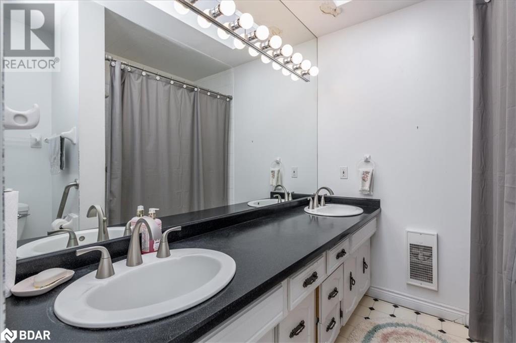 16 Tower Crescent, Barrie, Ontario  L4N 2V2 - Photo 19 - 40681857