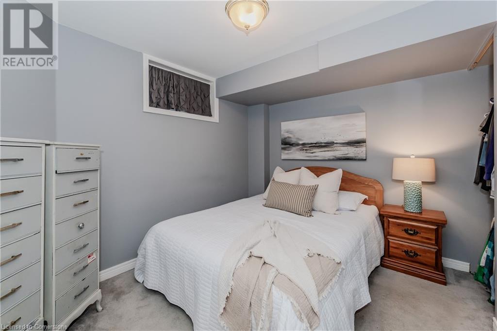 17 Weir Drive, Guelph, Ontario  N1C 1E6 - Photo 35 - 40685893