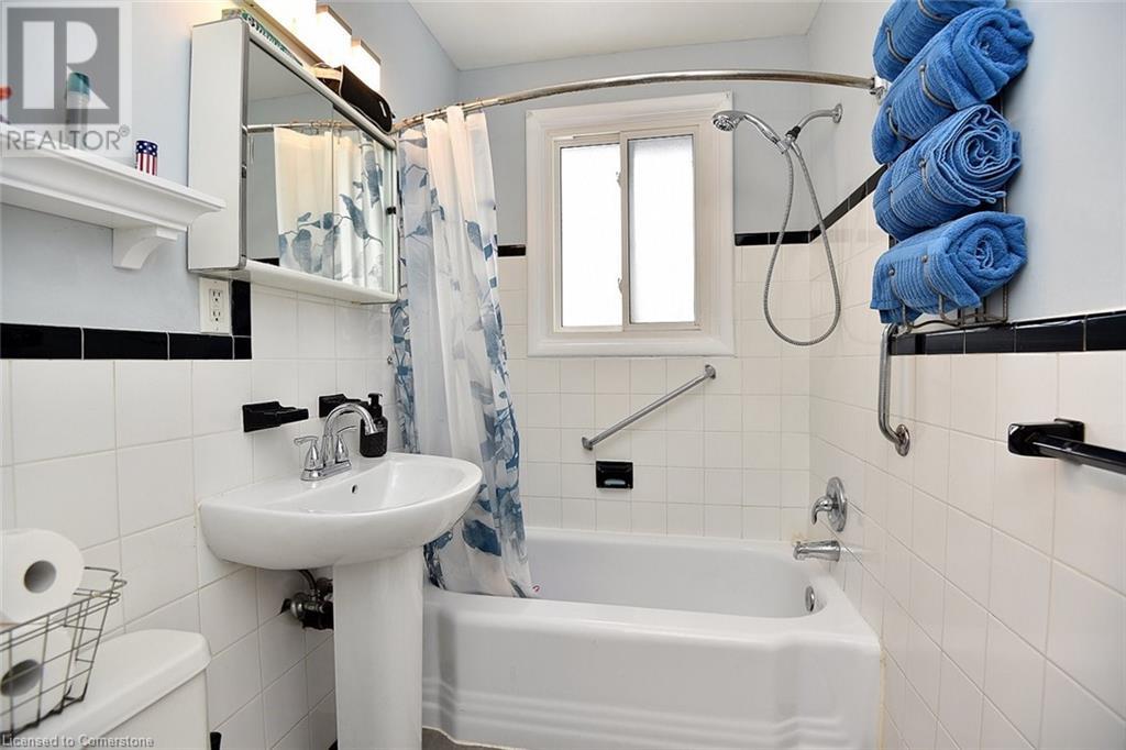 1328 Bunnell Drive, Burlington, Ontario  L7P 2E1 - Photo 12 - 40685864