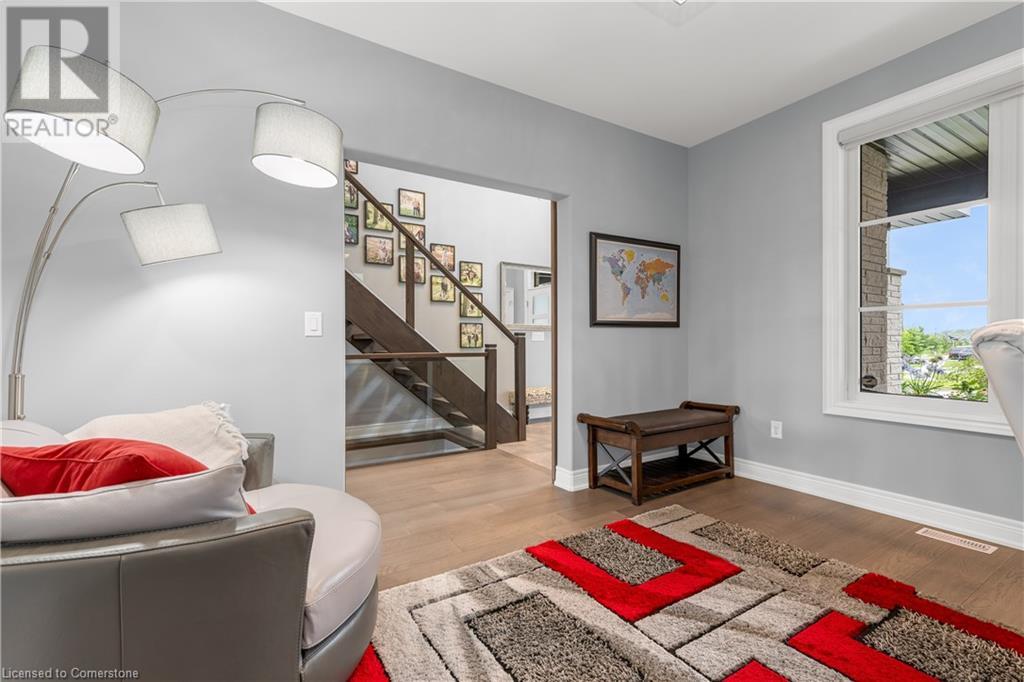 64 Bergenstein CrescentFonthill, Ontario  L0S 1E0 - Photo 6 - 40686467