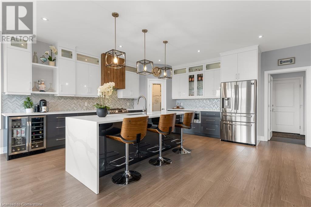 64 Bergenstein CrescentFonthill, Ontario  L0S 1E0 - Photo 13 - 40686467