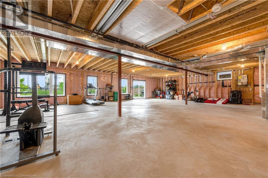 64 Bergenstein CrescentFonthill, Ontario  L0S 1E0 - Photo 38 - 40686467