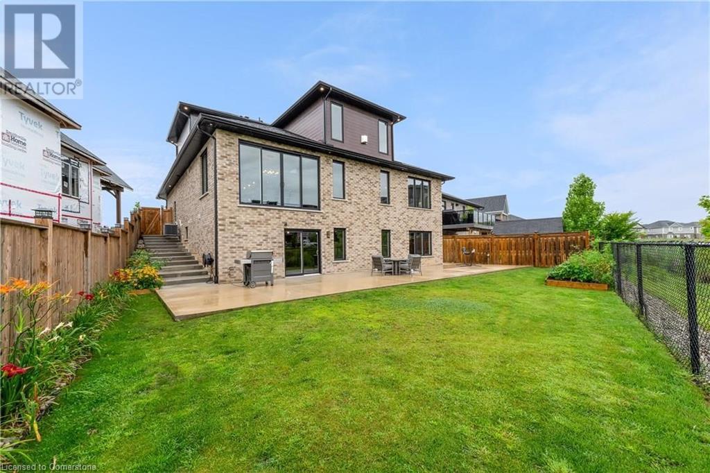 64 Bergenstein CrescentFonthill, Ontario  L0S 1E0 - Photo 42 - 40686467