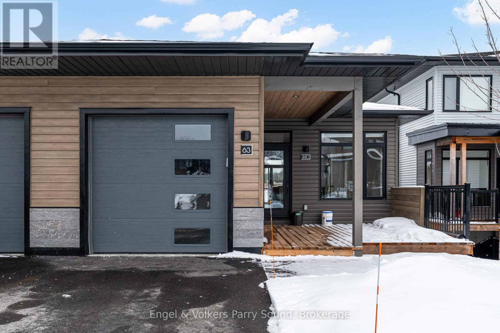 1 - 63 Winnifred Avenue, Parry Sound, Ontario  P2A 2E6 - Photo 2 - X11901530