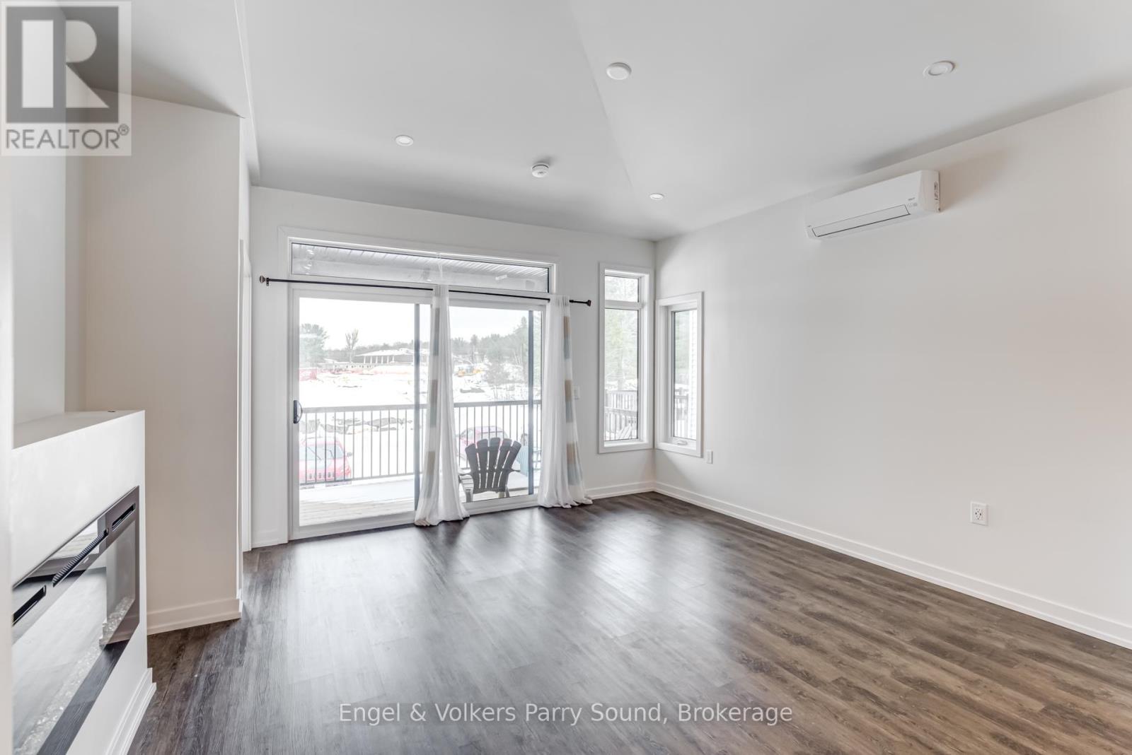 1 - 63 Winnifred Avenue, Parry Sound, Ontario  P2A 2E6 - Photo 5 - X11901530