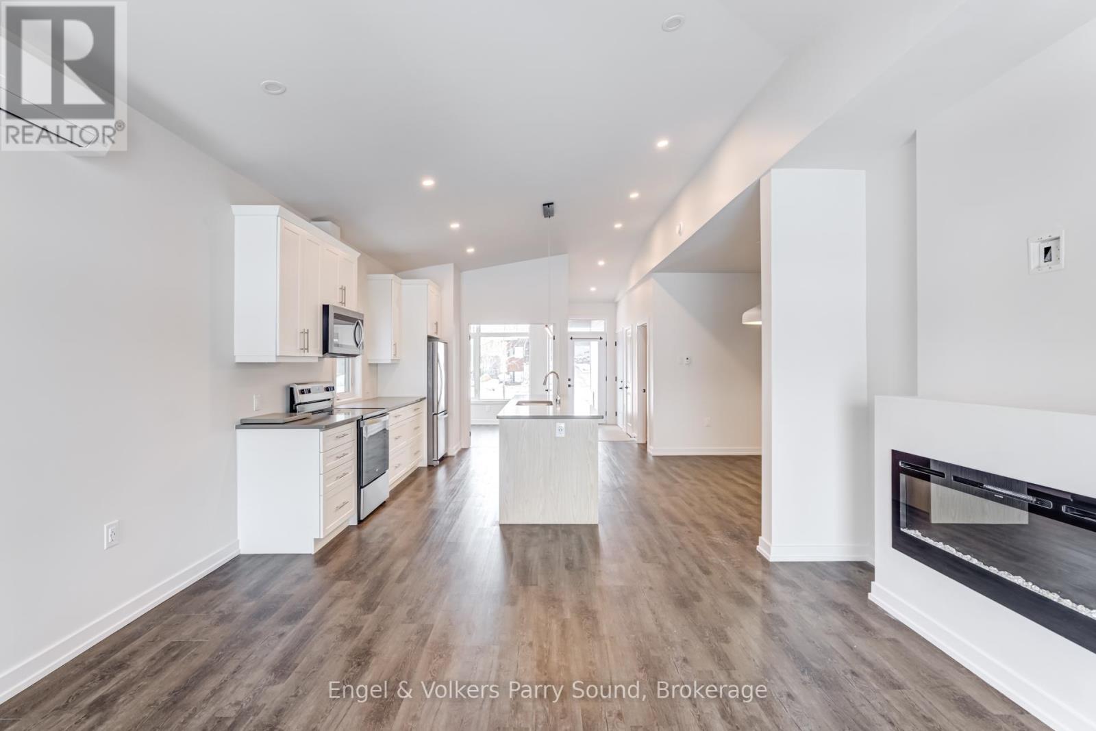 1 - 63 Winnifred Avenue, Parry Sound, Ontario  P2A 2E6 - Photo 7 - X11901530