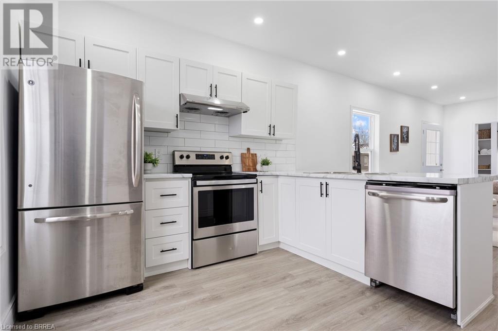 15 Gordon Street, Brantford, Ontario  N3S 2M7 - Photo 17 - 40686527