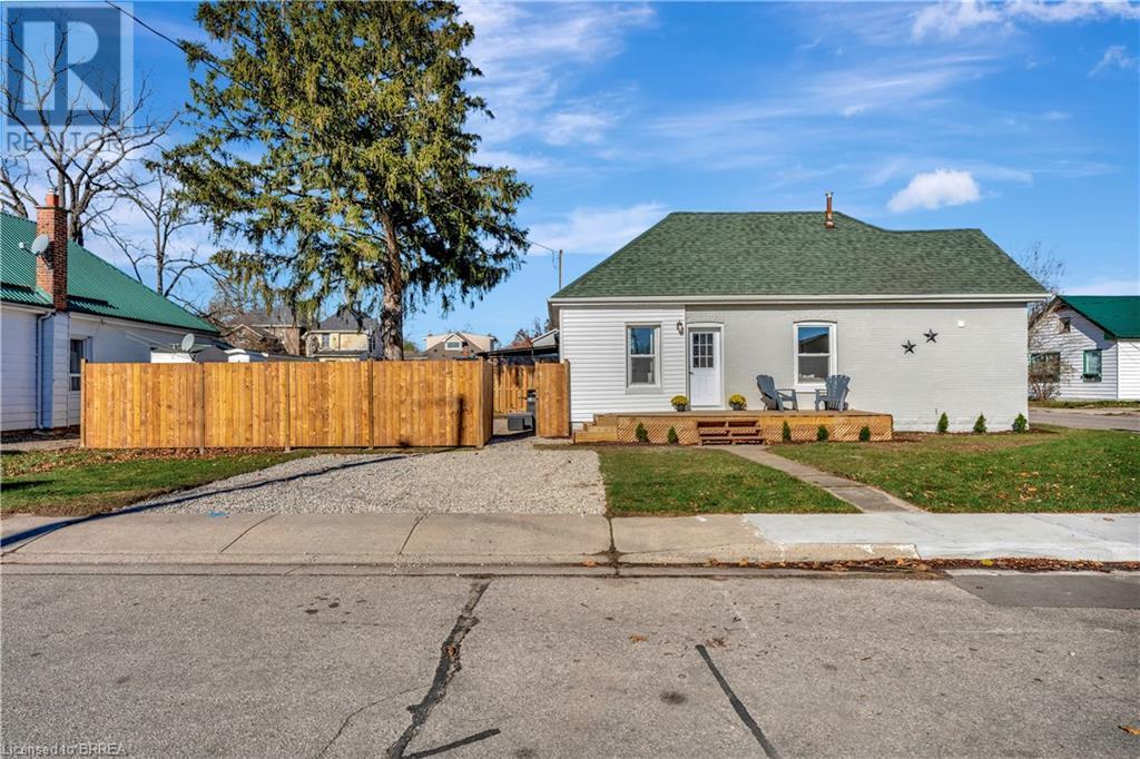 15 Gordon Street, Brantford, Ontario  N3S 2M7 - Photo 4 - 40686527