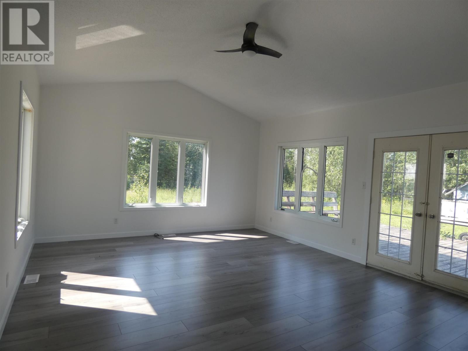 162 Kenogami Rd, Longlac, Ontario  P0T 2A0 - Photo 15 - TB242298