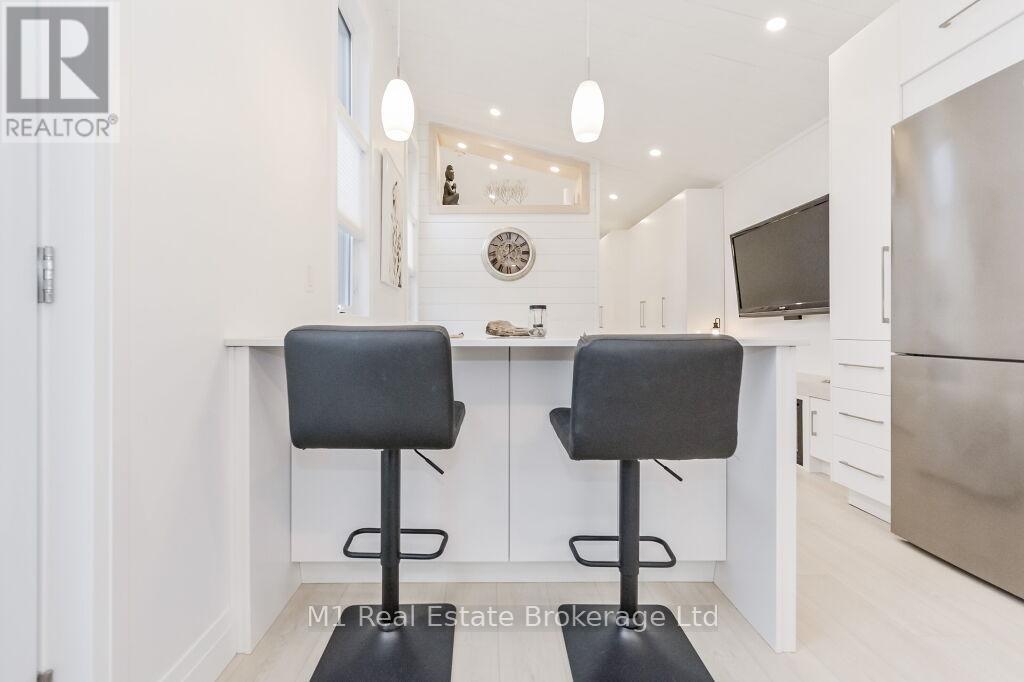 B - 30 18 Side Road, Centre Wellington, Ontario  N1M 2W3 - Photo 10 - X11901556