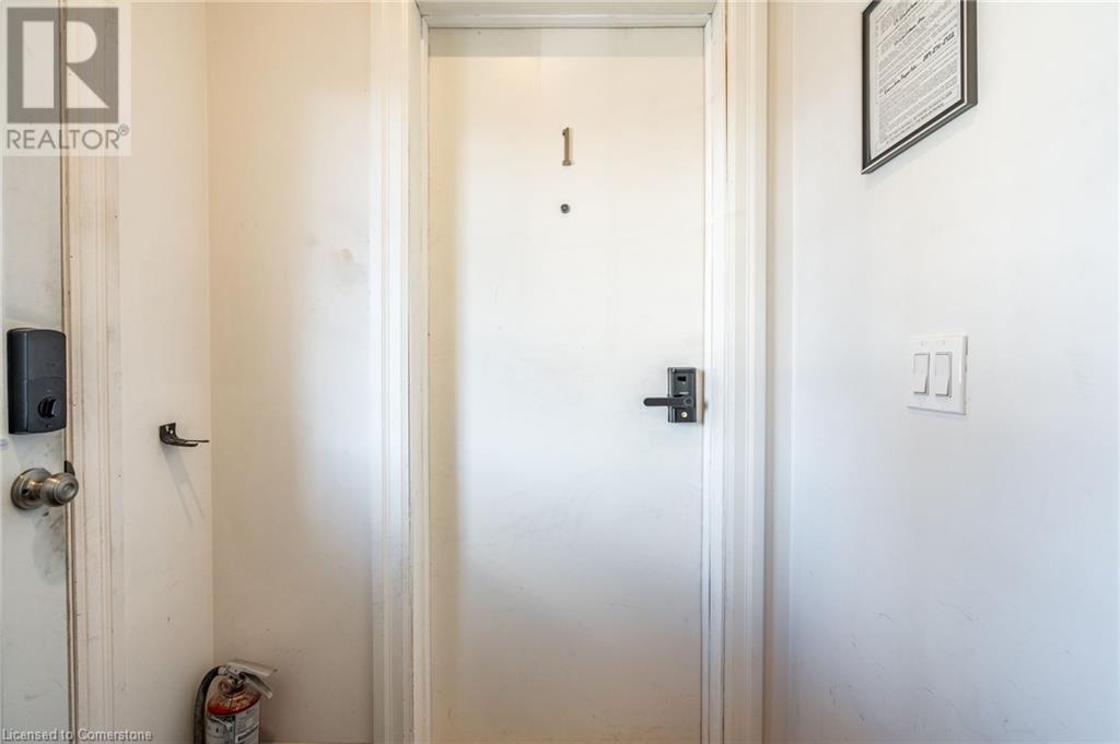 49 Gladstone Avenue Unit# 1 (Main), Hamilton, Ontario  L8M 2H7 - Photo 7 - 40686531