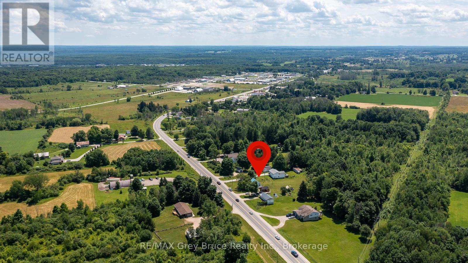718100 Highway 6, Georgian Bluffs, Ontario  N4K 5N7 - Photo 11 - X11901571