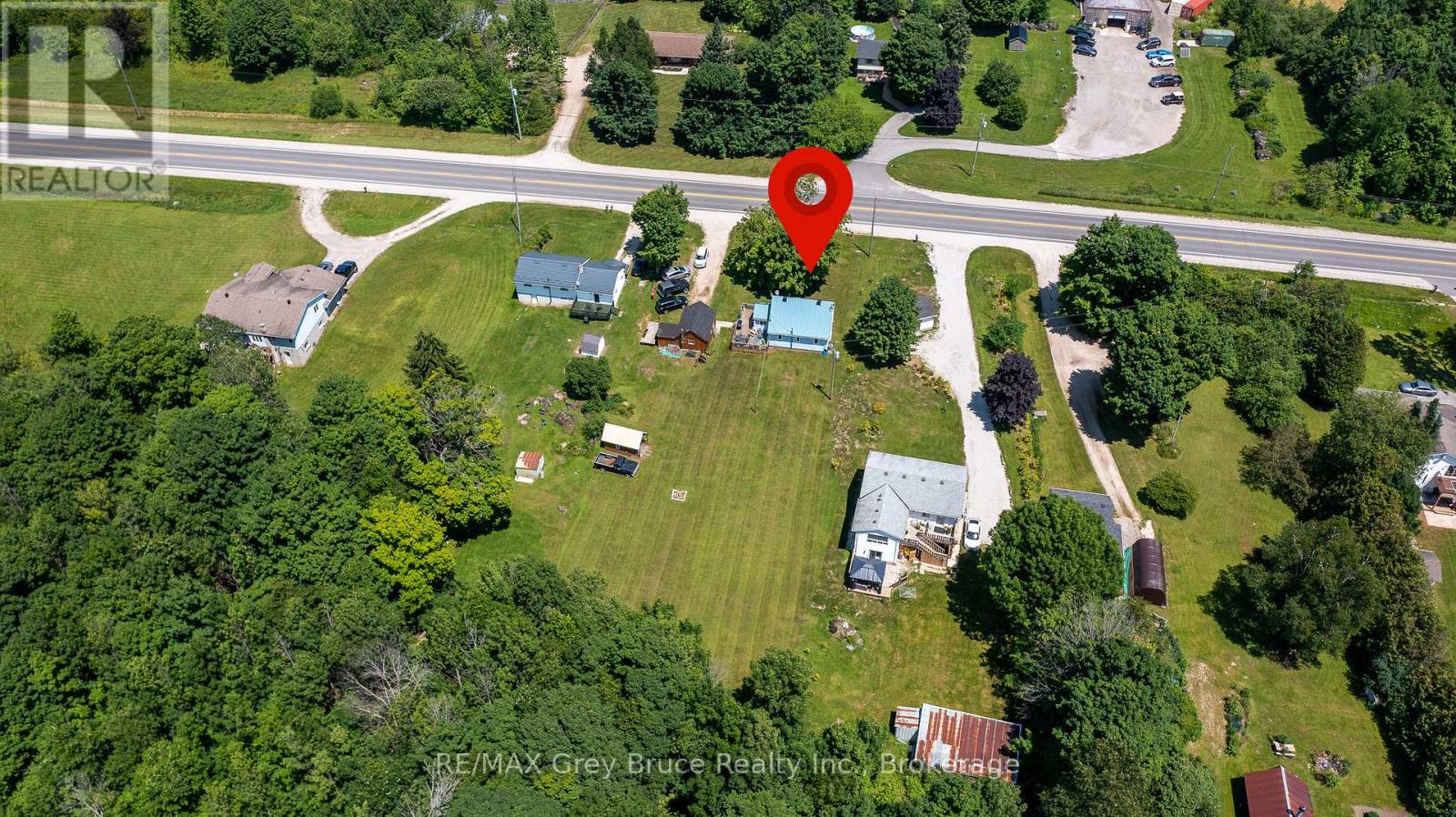 718100 Highway 6, Georgian Bluffs, Ontario  N4K 5N7 - Photo 13 - X11901571