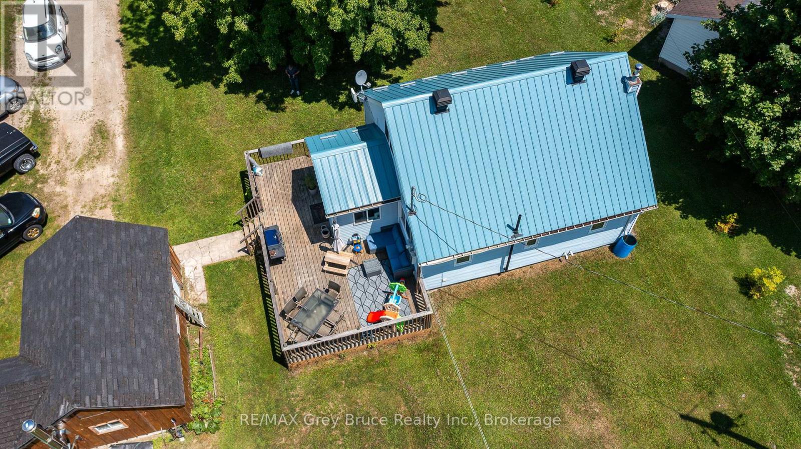 718100 Highway 6, Georgian Bluffs, Ontario  N4K 5N7 - Photo 15 - X11901571