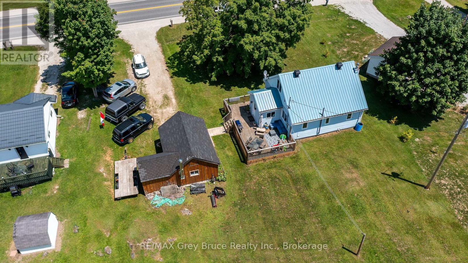 718100 Highway 6, Georgian Bluffs, Ontario  N4K 5N7 - Photo 16 - X11901571