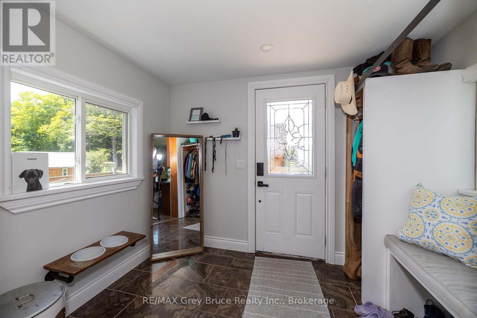 718100 Highway 6, Georgian Bluffs, Ontario  N4K 5N7 - Photo 18 - X11901571