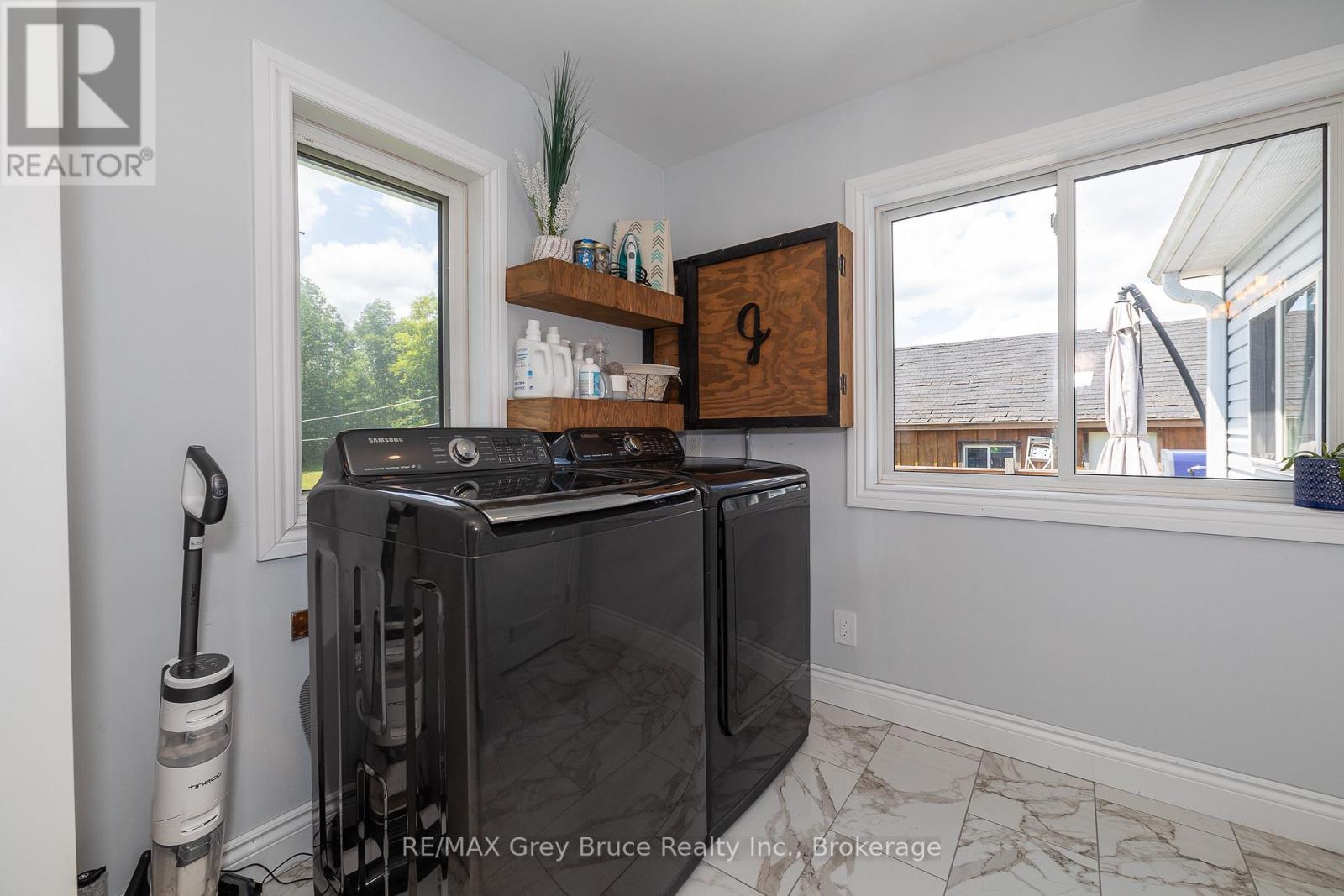 718100 Highway 6, Georgian Bluffs, Ontario  N4K 5N7 - Photo 39 - X11901571