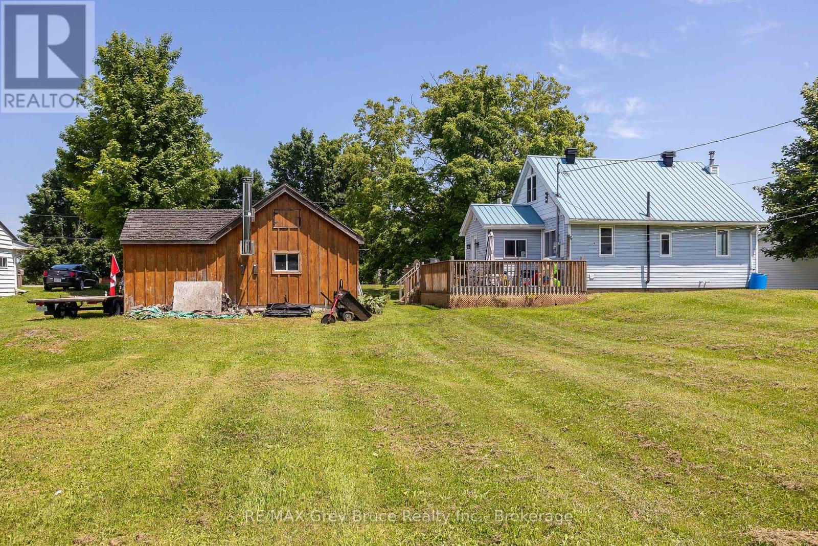 718100 Highway 6, Georgian Bluffs, Ontario  N4K 5N7 - Photo 8 - X11901571