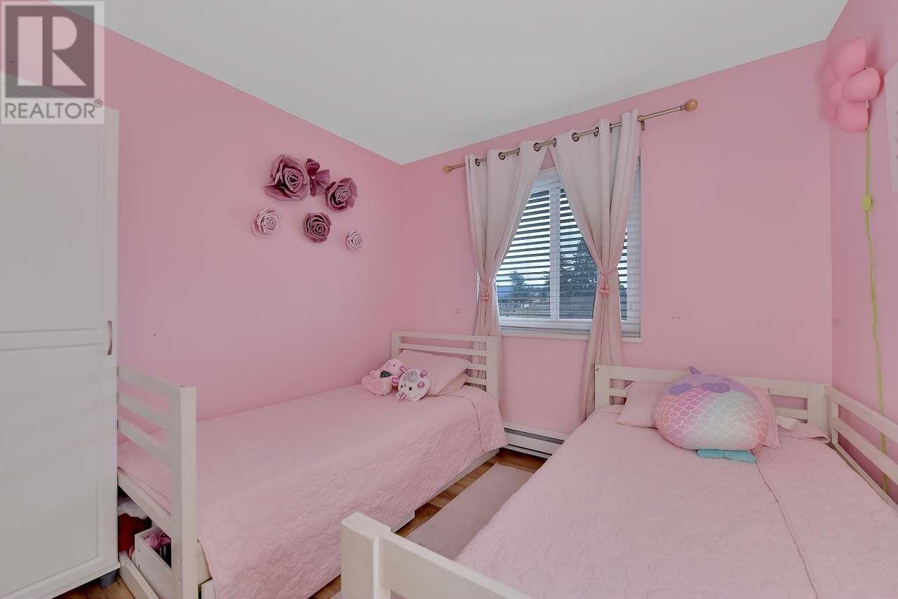Listing Picture 23 of 24 : 209 3978 ALBERT STREET, Burnaby / 本拿比 - 魯藝地產 Yvonne Lu Group - MLS Medallion Club Member