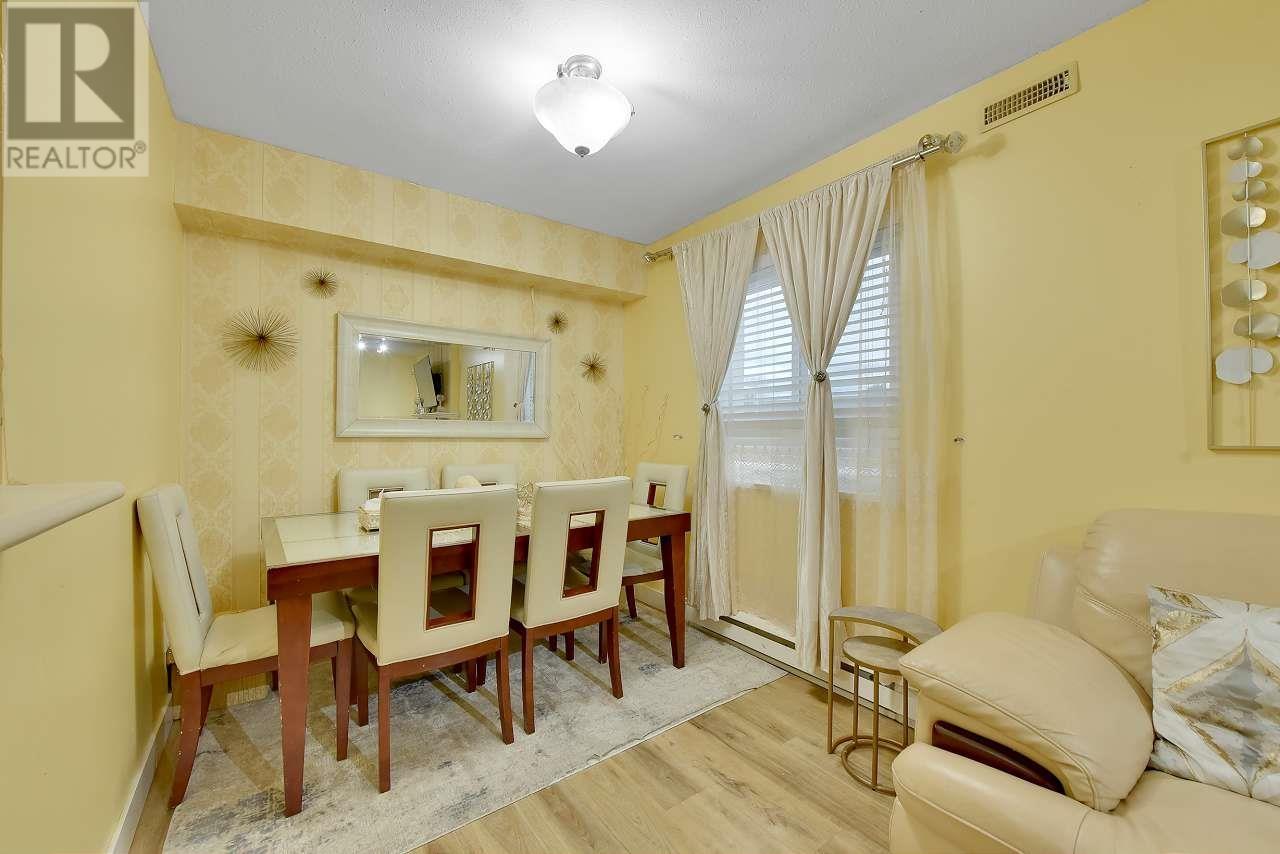 Listing Picture 13 of 24 : 209 3978 ALBERT STREET, Burnaby / 本拿比 - 魯藝地產 Yvonne Lu Group - MLS Medallion Club Member