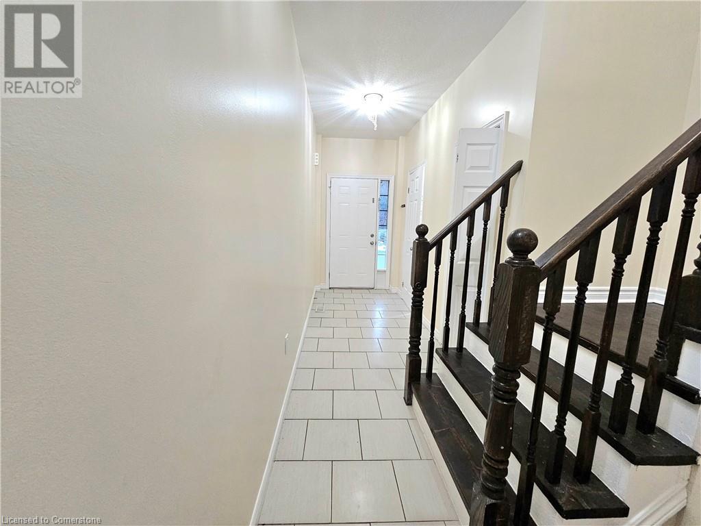 9 Hampton Brook Way Way, Hamilton, Ontario  L0R 1W0 - Photo 3 - 40686495