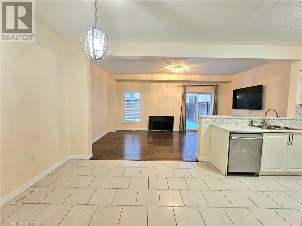 9 Hampton Brook Way Way, Hamilton, Ontario  L0R 1W0 - Photo 5 - 40686495