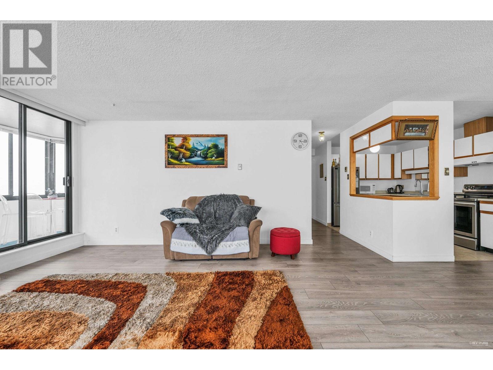 2305 6540 Burlington Avenue, Burnaby, British Columbia  V5H 4G3 - Photo 8 - R2936084