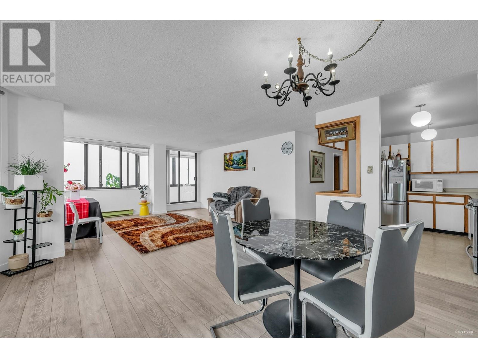 Property at 2305 6540 BURLINGTON AVENUE image 1