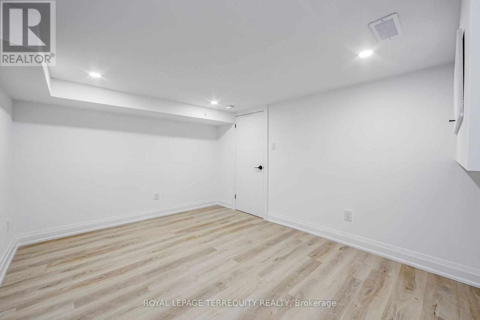 Bsmt - 288 Markham Street, Toronto, Ontario  M6J 2G6 - Photo 10 - C11901670